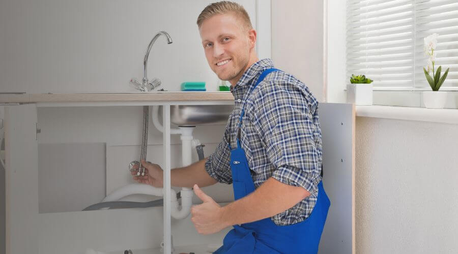 Nighttime Plumber in Alcalde, NM